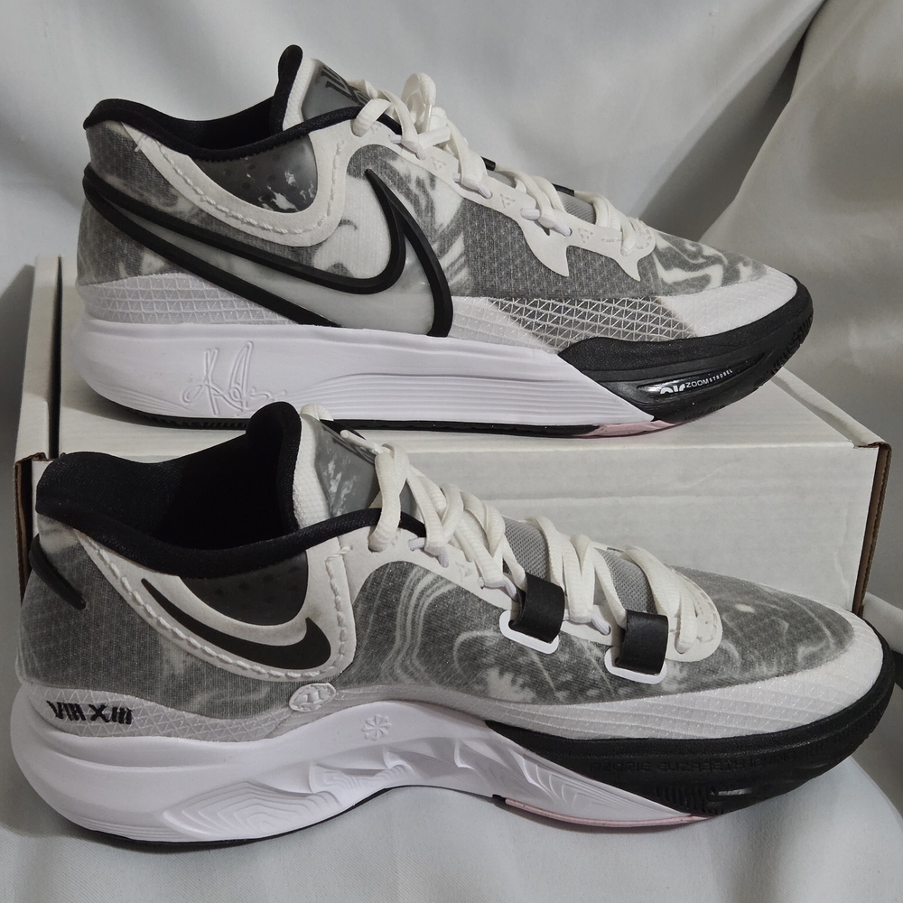 Brand New Nike Kyrie 8 White & Back Adult US Size 10.5
